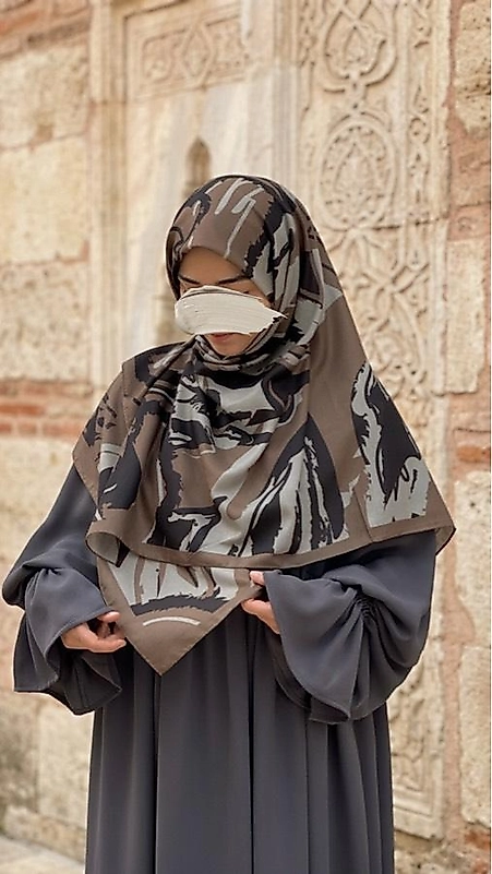 Amine Desen Büyük Boy Pamuklu Soft Eşarp Pas Yeşili